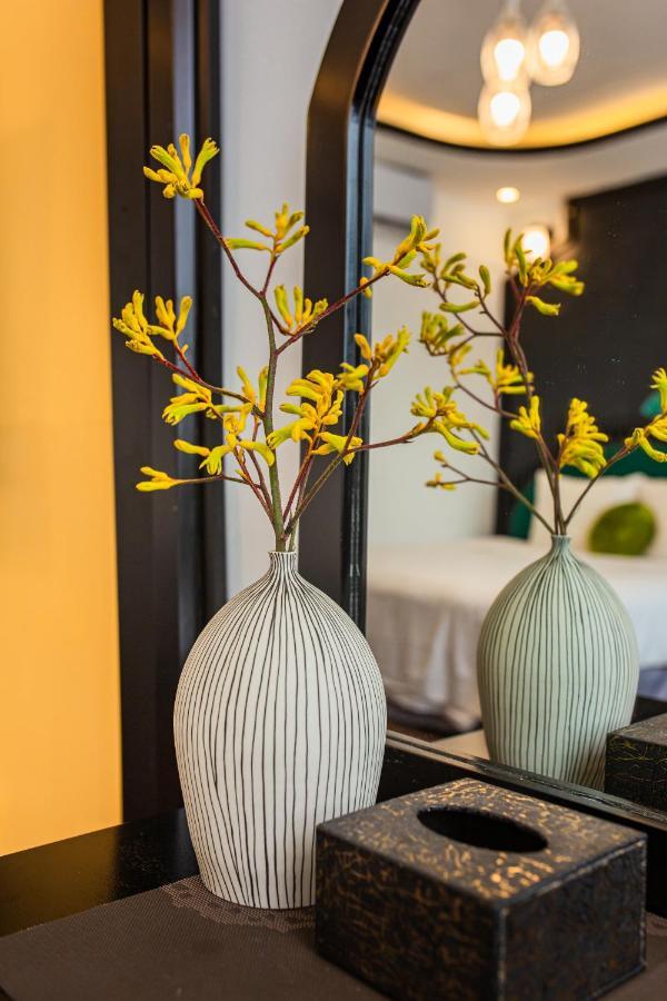 Hanoi Center Silk Boutique Hotel & Travel Exterior foto